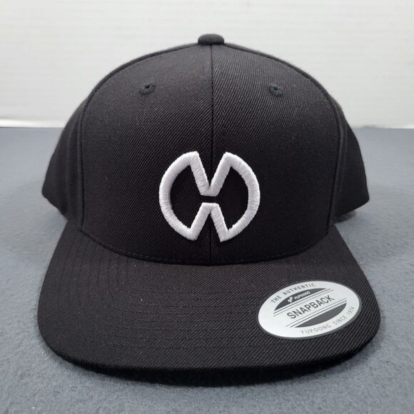 STORZ & BICKEL Snapback Hat Black Embroidered Logo NWT - Picture 1 of 13
